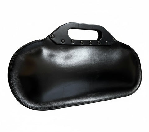 B13 oblong clutch
