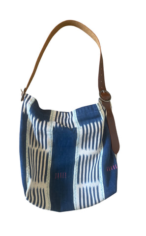 B52 Two buckle bucket in canvas & indigo